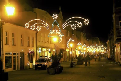 Świąteczne iluminacje Wejherowa rok 2004 i 2005 fot. Leszek Spigarski