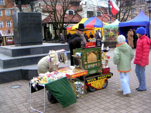 Świąteczne iluminacje Wejherowa rok 2004 i 2005 fot. Leszek Spigarski