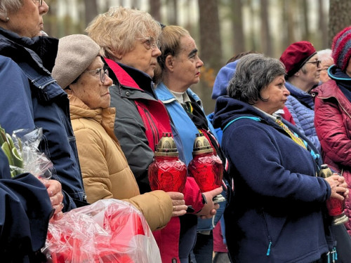 Wycieczka z Luzina i Rybna do Piaśnicy 