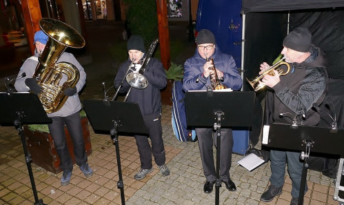 Ruszył Jarmark Bożonarodzeniowy Wejherowo 2017 – fot. Leszek Spigarski