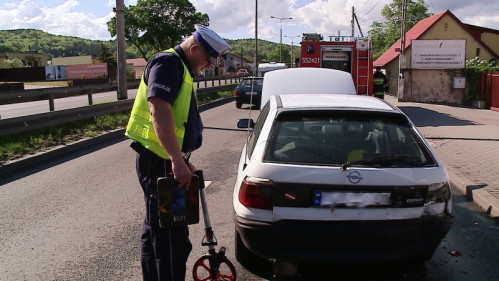 Zderzenie kaskadowe 3 pojazdów na „krajowej szóstce”
