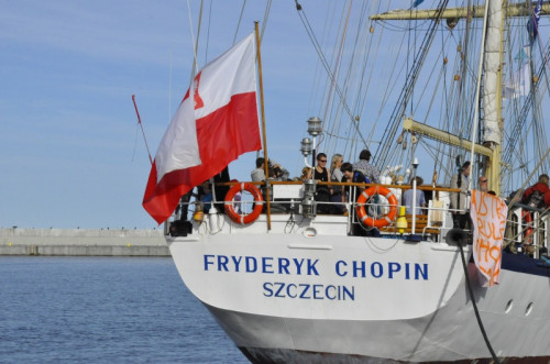 Żaglowiec Fryderyk Chopin w Gdyni