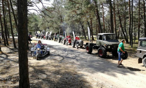 Motozlot: Traktorem nad morze