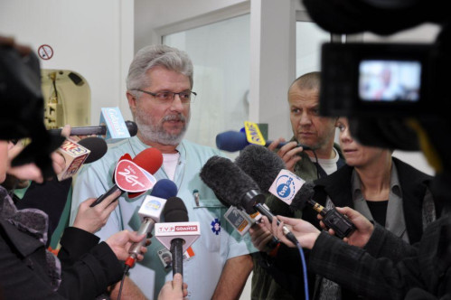 Konferencja prasowa o stanie zdrowia Kariny
