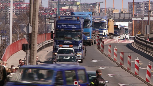 Wypadek tira i trolejbusa w Gdyni