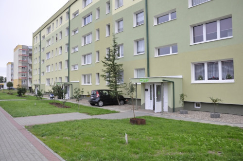Pijany wjechał w blok