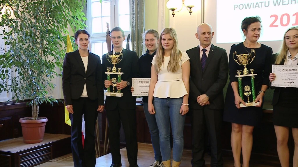 Starosta wejherowski rozdał stypendia najlepszym