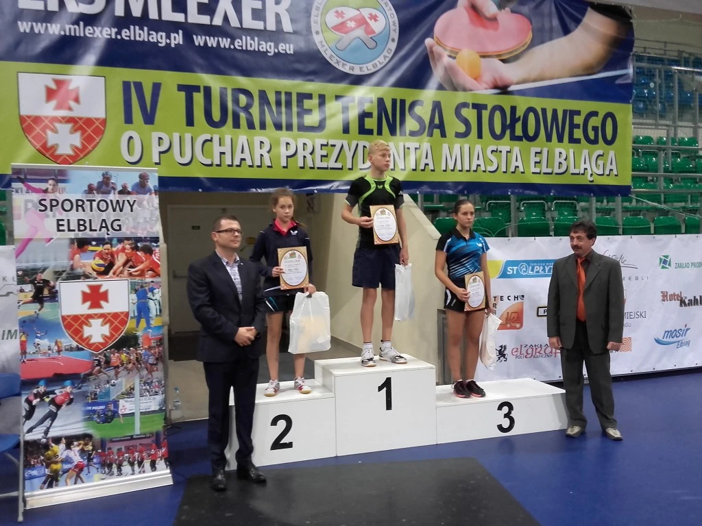 Dwa drugie miejsca luzińskich tenisistek