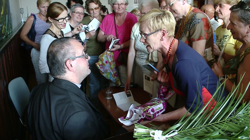 Jest ksiądz Jan Kaczkowski, jest szał