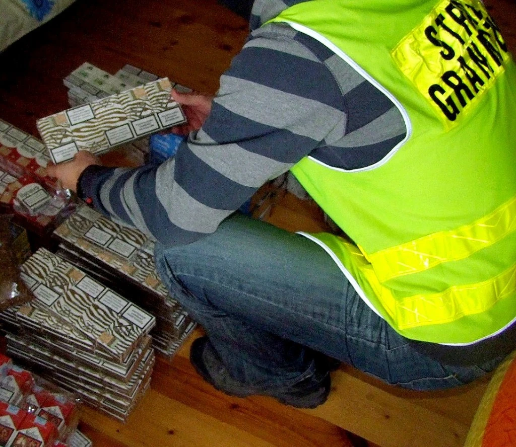 300 litrów spirytusu i papierosy bez akcyzy