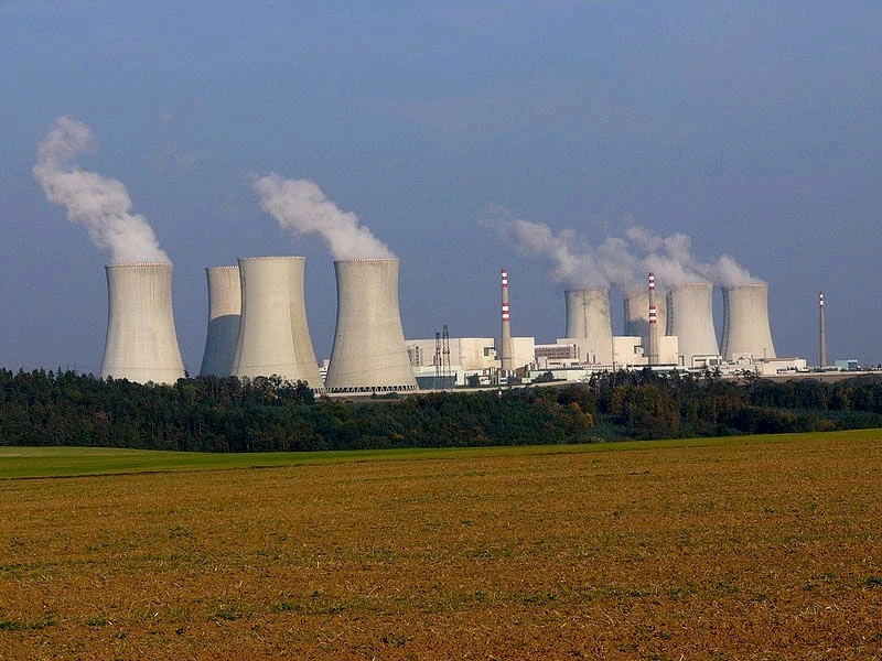 Podano trzy lokalizacje dla atomówki