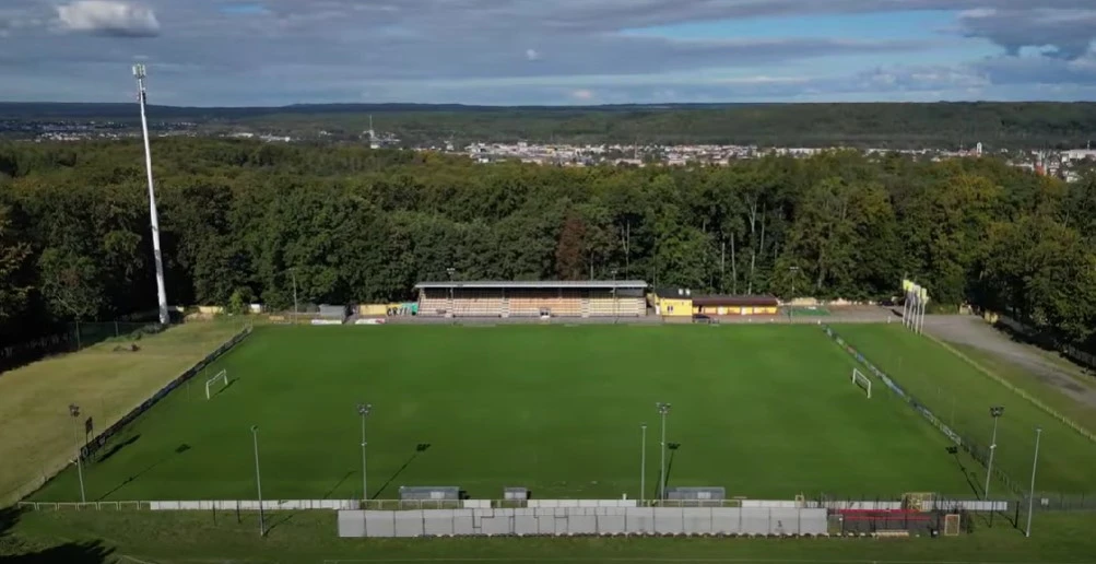 stadion Gryfa Wejherowo/kadr z filmiku