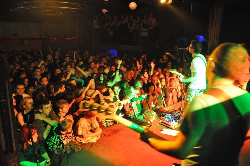 Dziesięciolecie Happysad, koncert w Uchu