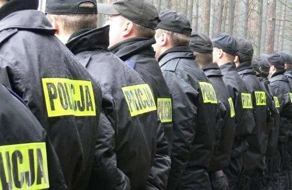 Wejherowscy policjanci radzą – by ferie zimowe były bezpieczne