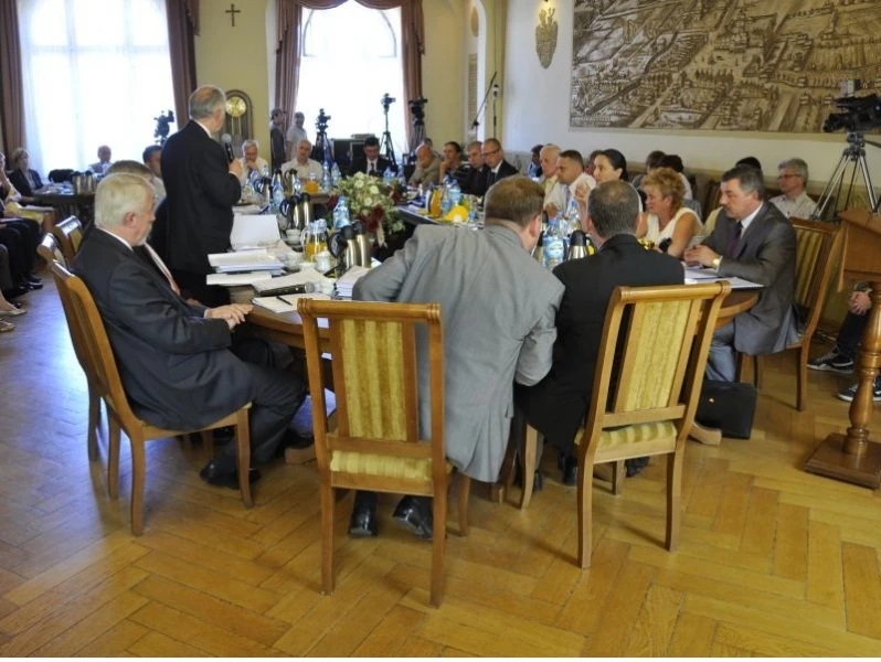 Sesja absolutoryjna Rady Miasta Wejherowa na żywo
