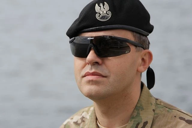 www.wojskaspecjalne.mil.pl