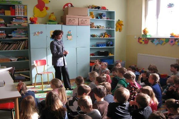 Wejherowo: Policjanci uczą dzieci