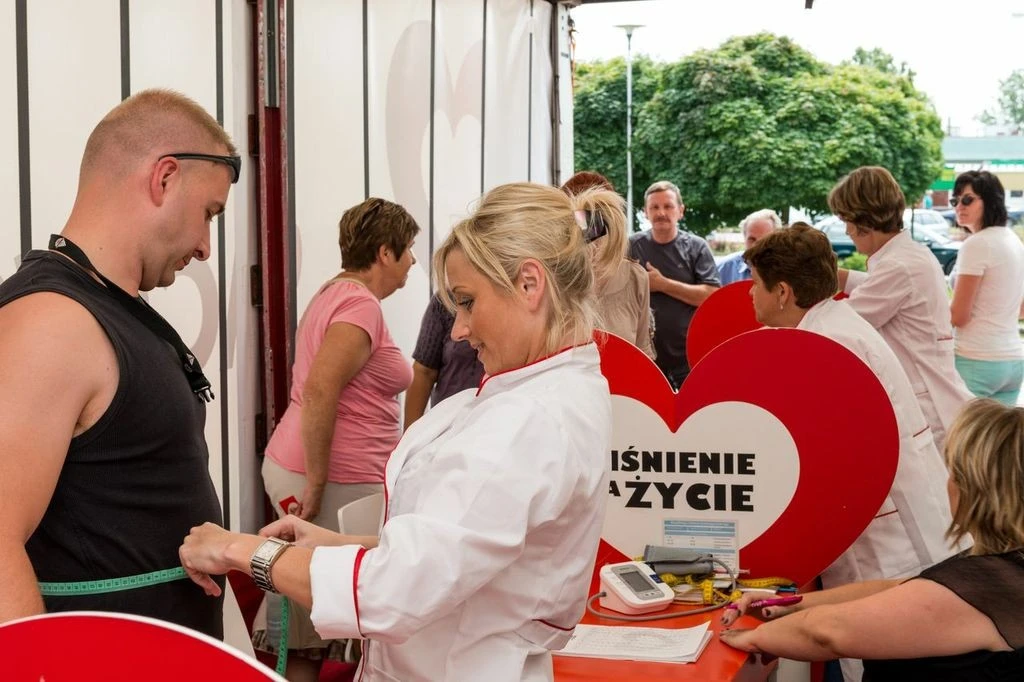 Ponad 2000 przebadanych w Tirze kampanii „Ciśnienie na życie”
