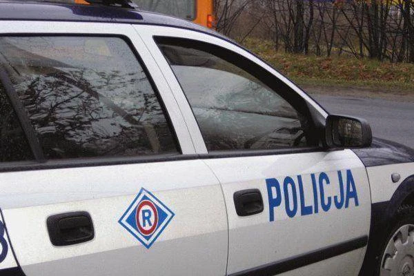 Puck: Uszkodził zaparkowany samochód
