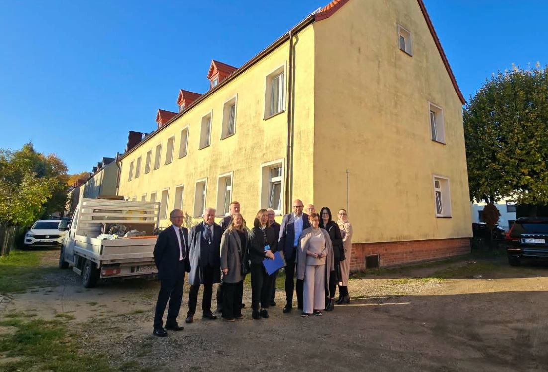 Zabytkowy budynek w mieście odzyskuje dawny blask. Remont dachu kosztował ponad 300 tys. zł