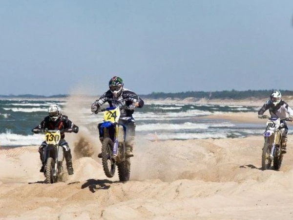 I Zawody Motocrossowe na plaży o Puchar Prezydenta Miasta Gdyni – Wojciecha Szczurka