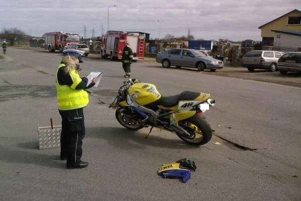 Reda: Wypadek z udziałem nietrzeźwego motocyklisty. Zobacz zdjęcia