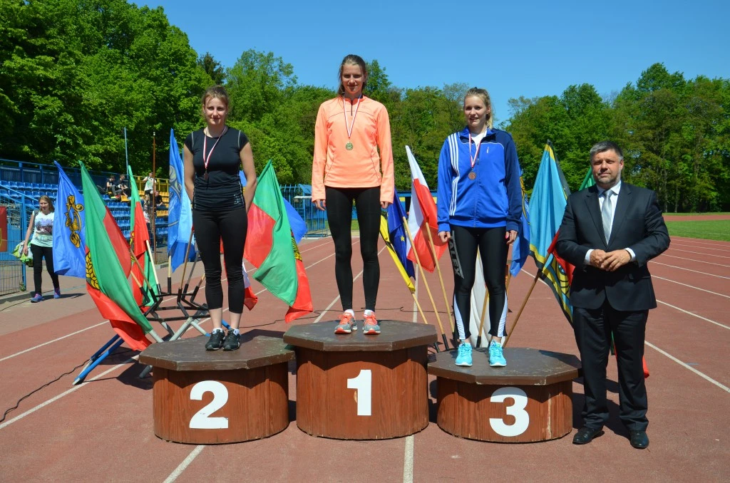 Medalistki w biegu na 400 metrów.