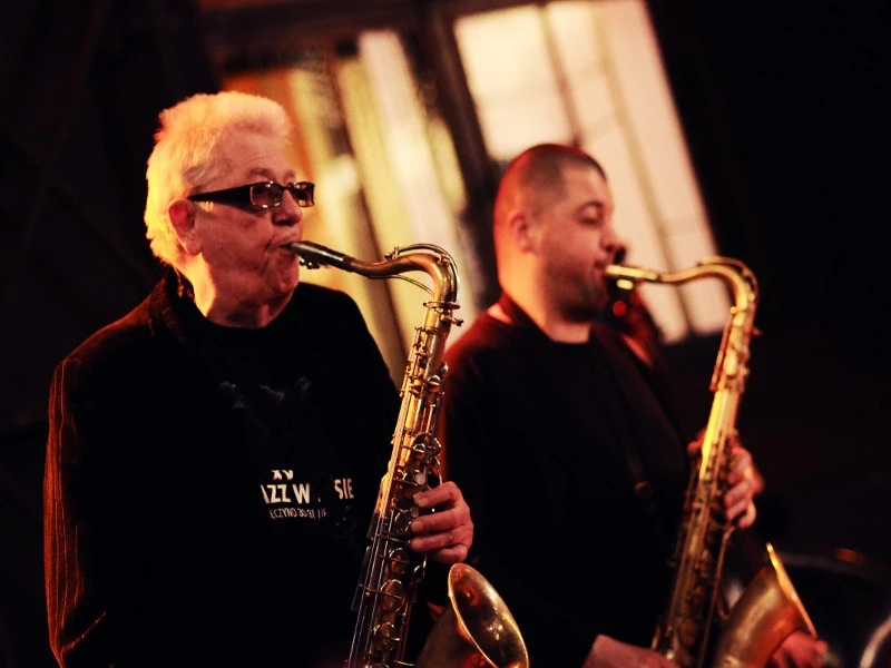 Gawdzis, Krzywda, Sycz i inni na jam session w Tea-tralnej 
