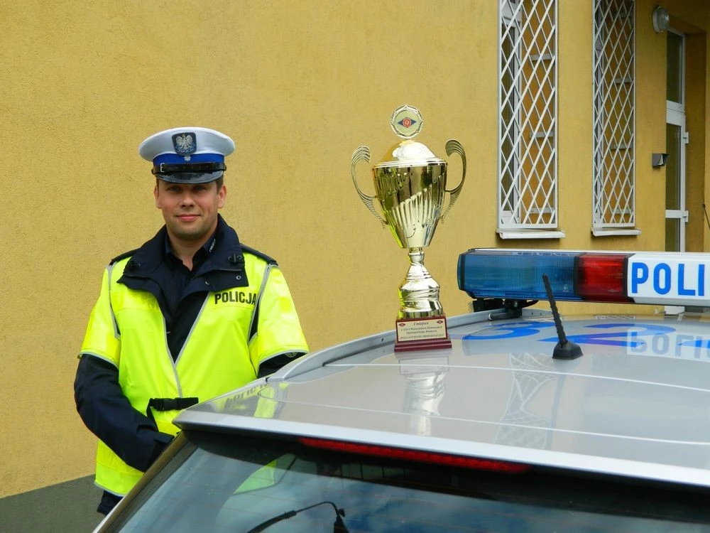 Policjant z wejherowskiej drogówki najlepszy na Pomorzu