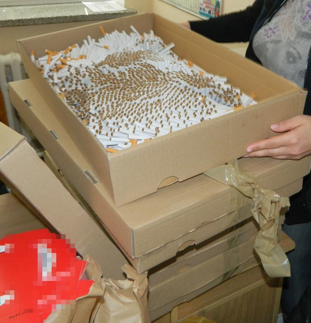 60 kg tytoniu i ponad 100 tys. szt. papierosów zabezpieczone