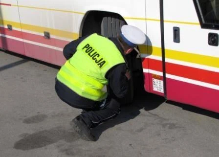 Gdynia: Autobusy i trolejbusy pod kontrolą policjantów