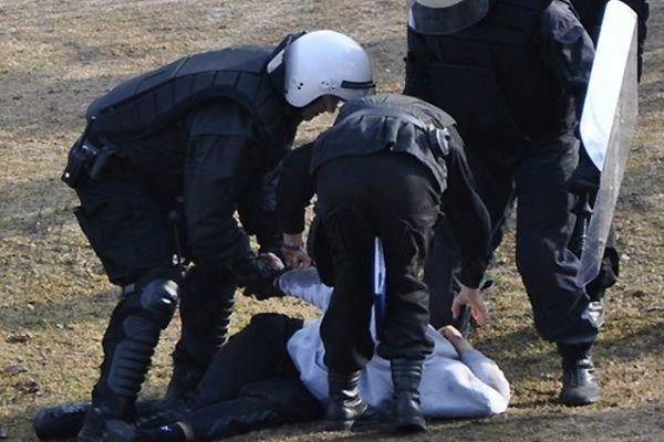 Gdańsk: Z drągiem na przechodniów!