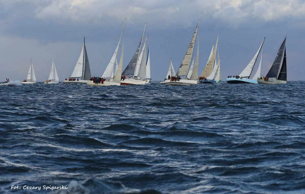 Nocny wyścig Gdynia-Władysławowo-Gdynia