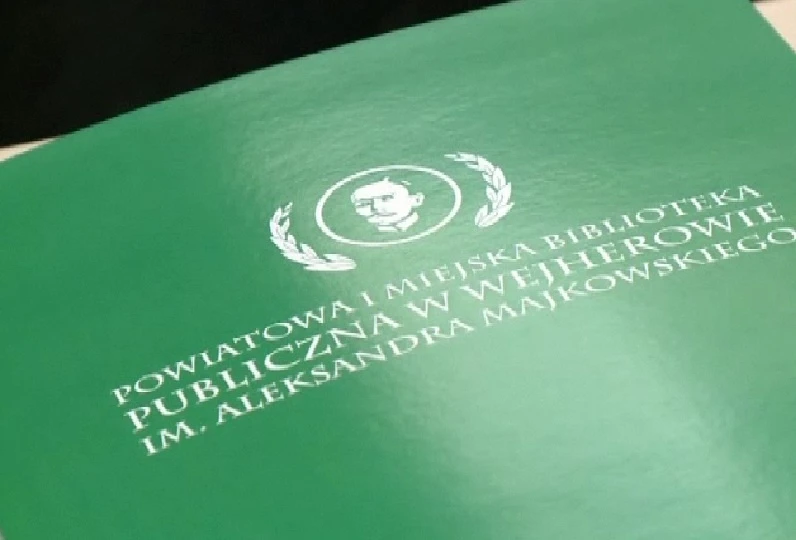 Wystawa pejzaży Macieja Tamkuna