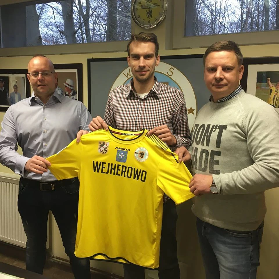 www.facebook.com/WKS-Gryf-Wejherowo