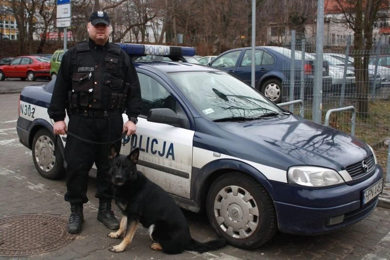 W drodze na szkolenie uratował 30-latkę