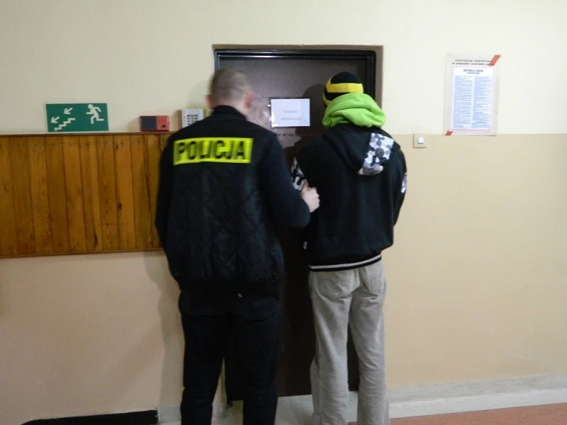 Włamywacz zatrzymany na gorącym uczynku