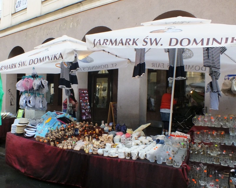  Kradzież z namiotu w ostatni dzień jarmarku