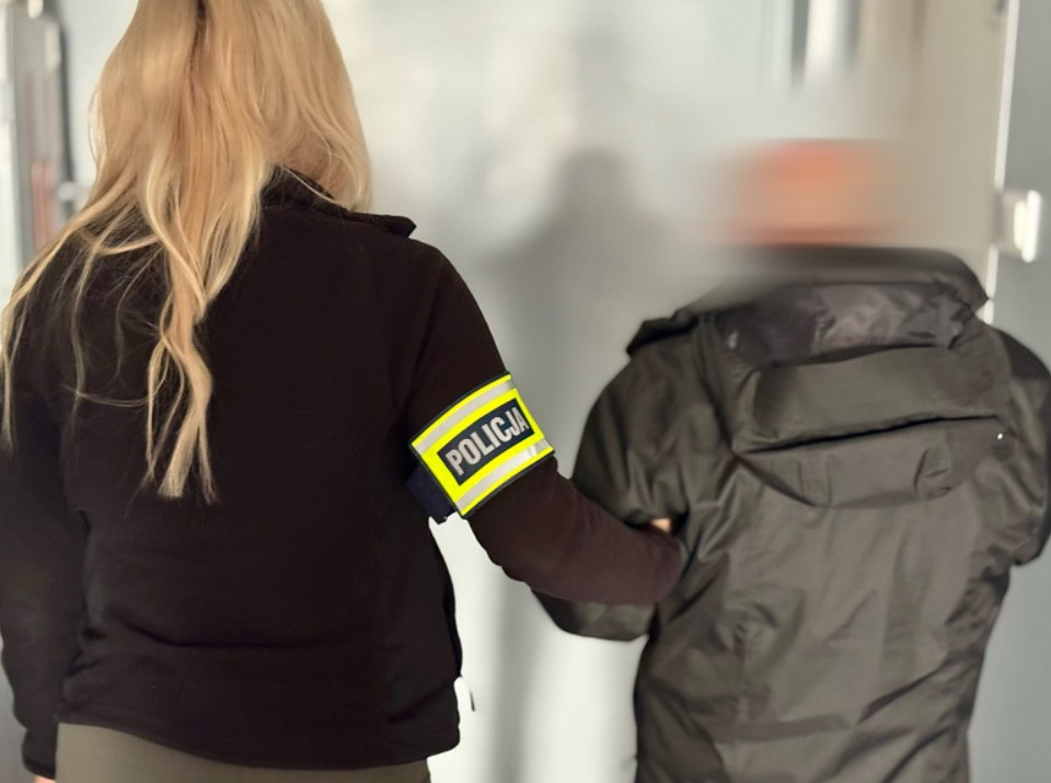 Włamanie i zniszczenia w kościele. 66-latek usłyszał zarzuty