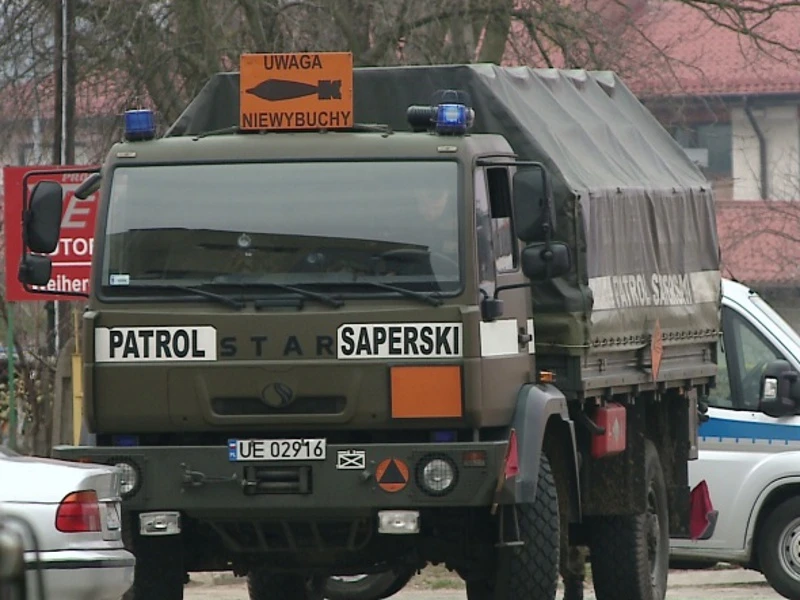 100-kilogramowa bomba lotnicza i pocisk artyleryjski w Gdyni