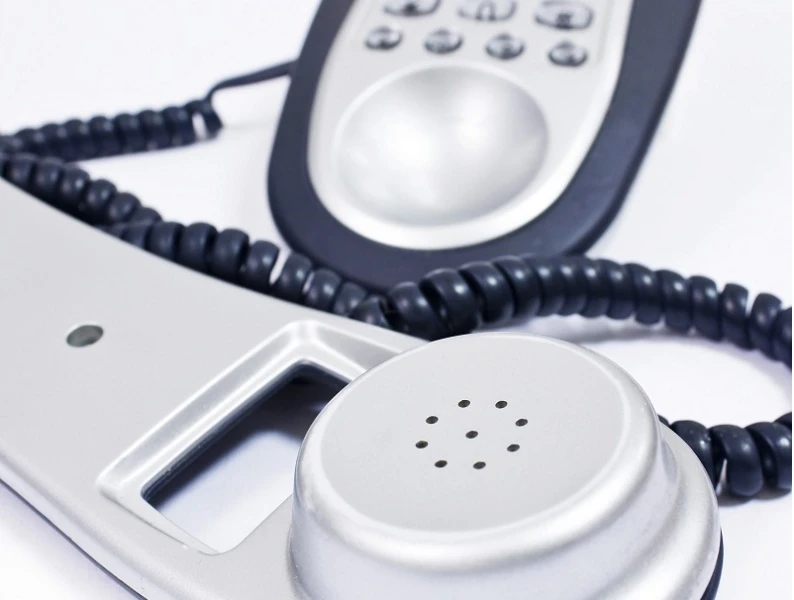 W Helu telefon milczy