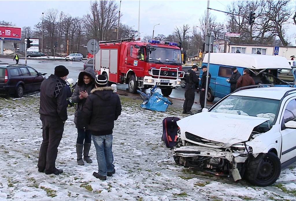 Wypadek 3 samochodów w Redzie 