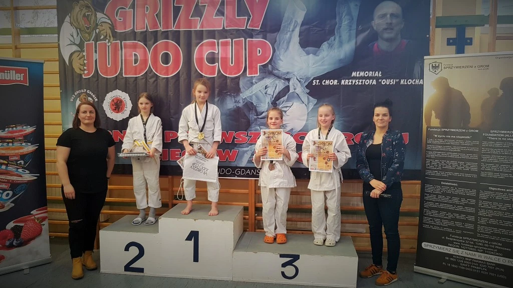 Siedem medali dla młodych judoków UKS Team Dragon Wejherowo
