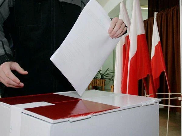 Puck: spór o lokal wyborczy w DPS