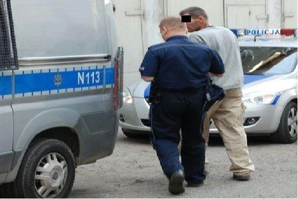 Gdańsk: Badania DNA wskazały sprawcę włamania
