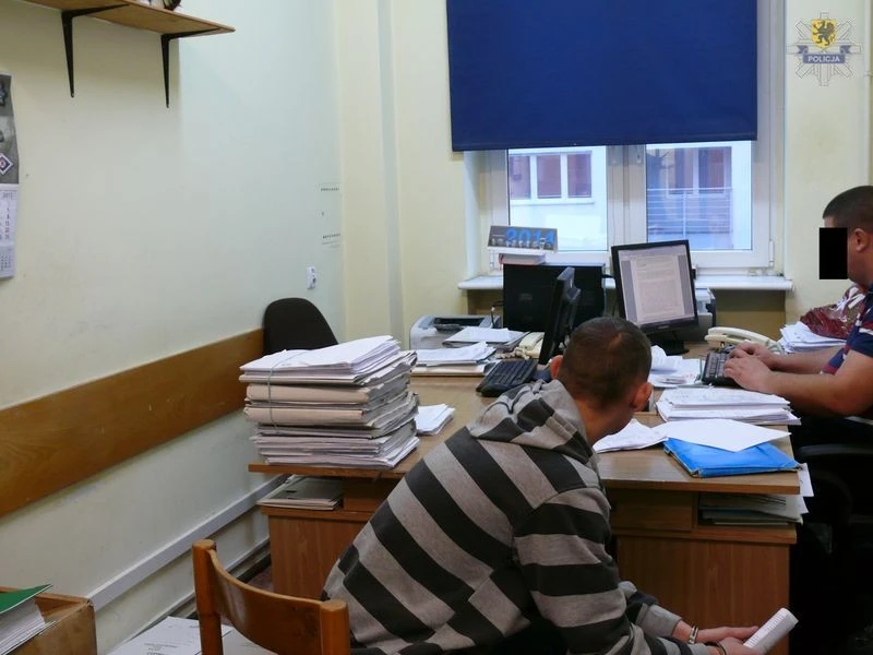 Podrobił zaświadczenie, żeby kupić na kredyt laptopa