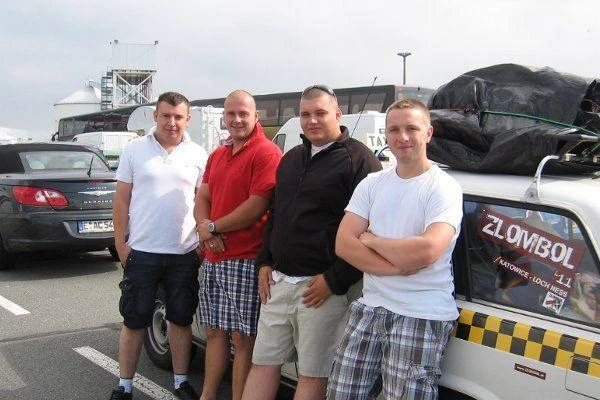 Złombol 2011: Nasza ekipa już w Anglii