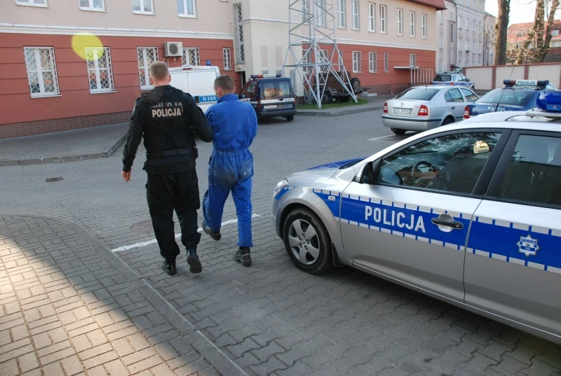 Kolejni złomiarze w rękach policji