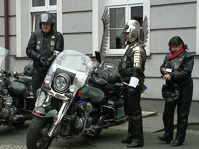 Około 100 motocyklistów na zlocie w Zwartowie