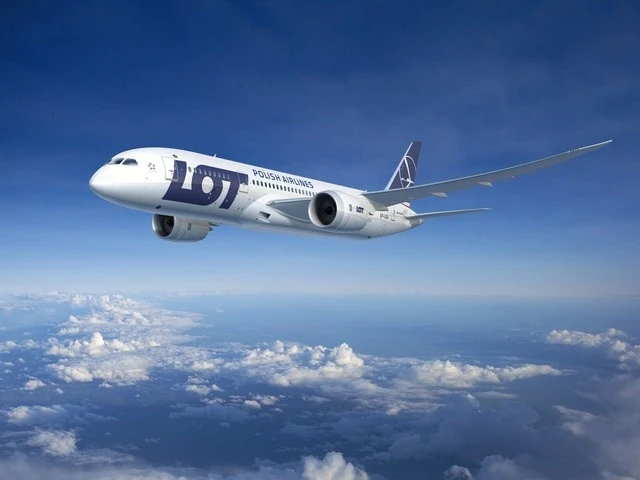 Dreamliner na gdańskim lotnisku
